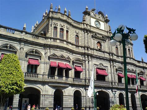 Empleo De Cassino De Palacio De Puebla