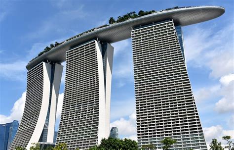 O Marina Bay Sands De Cingapura Cassino Vestido De Codigo